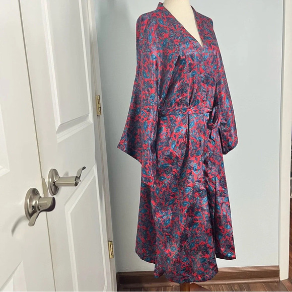 Victoria’s Secret Gold label red and blue paisley print robe night gown - Picture 2 of 8